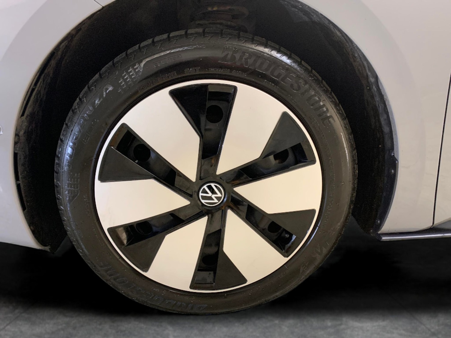 Used Volkswagen ID.3 2023 for sale - 77889026: Photo 18