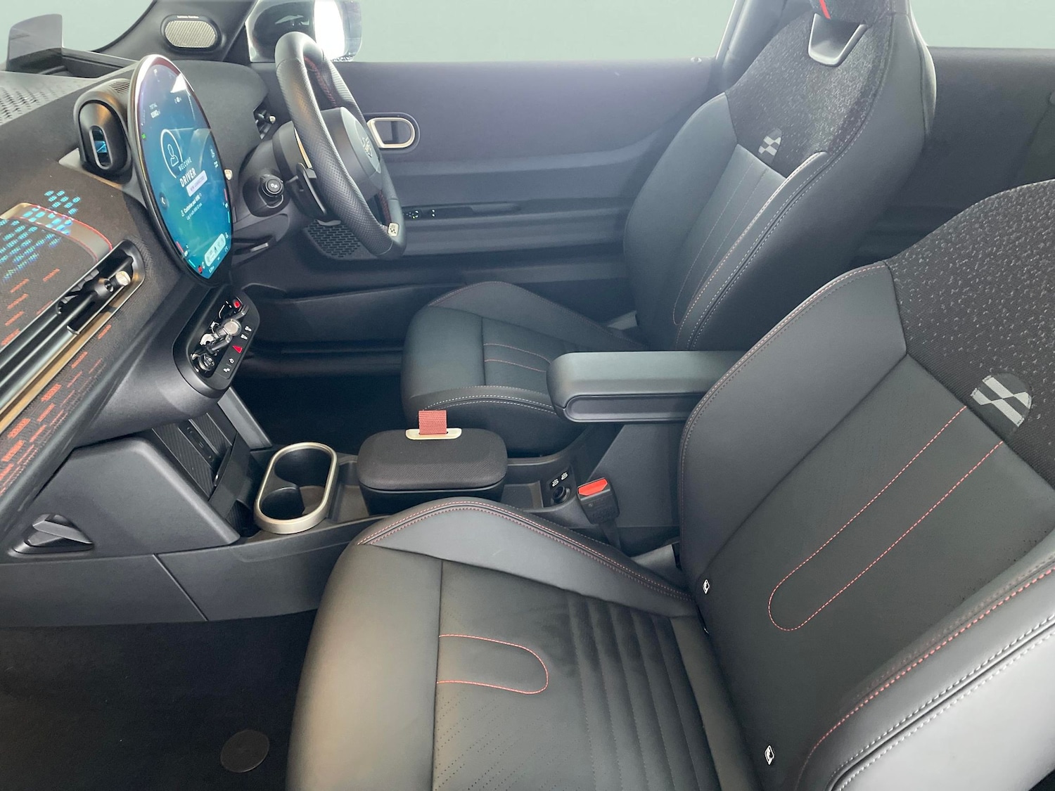 Used MINI Cooper 2024 for sale - 77316224: Photo 4