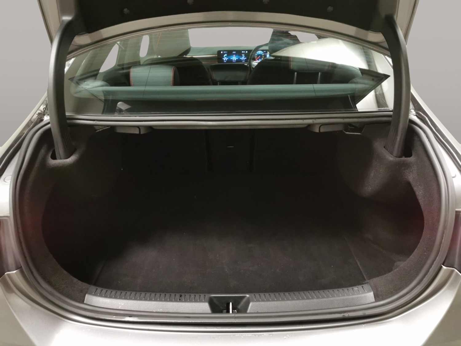 Used Mercedes-Benz A-Class 2019 for sale - 76300591: Photo 42