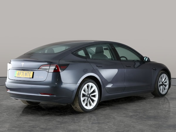 Used Tesla Model 3 2021 for sale - 76018557: Photo 16