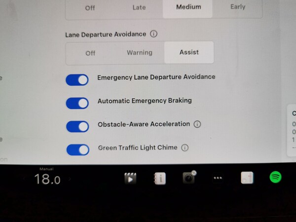 Used Tesla Model 3 2021 for sale - 76018557: Photo 29