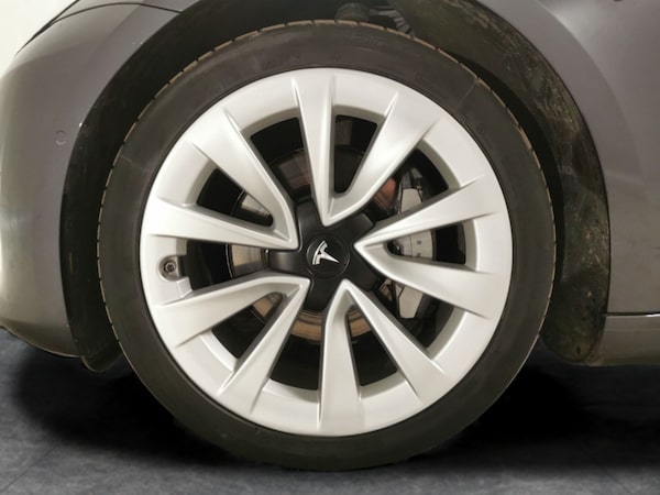 Used Tesla Model 3 2021 for sale - 76018557: Photo 32
