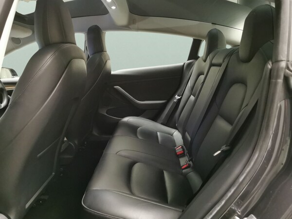 Used Tesla Model 3 2021 for sale - 76018557: Photo 36