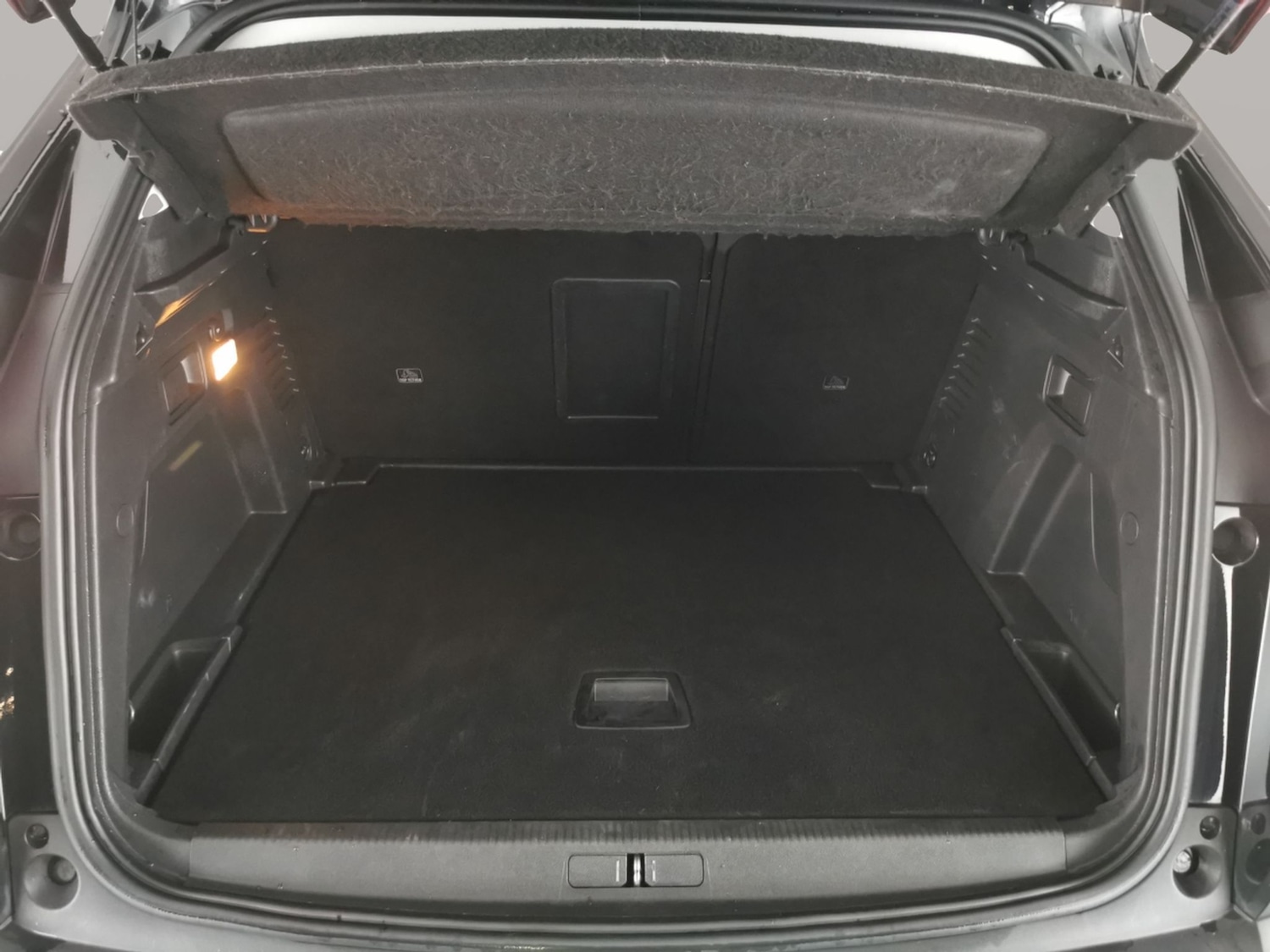 Used Peugeot 3008 2019 for sale - 76879179: Photo 31