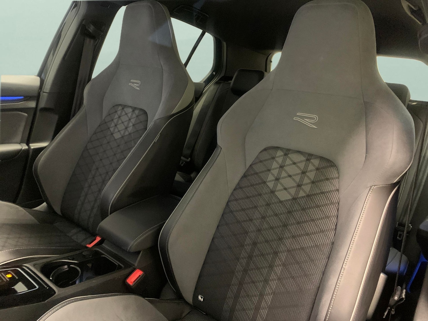 Used Volkswagen Golf 2023 for sale - 76240952: Photo 24