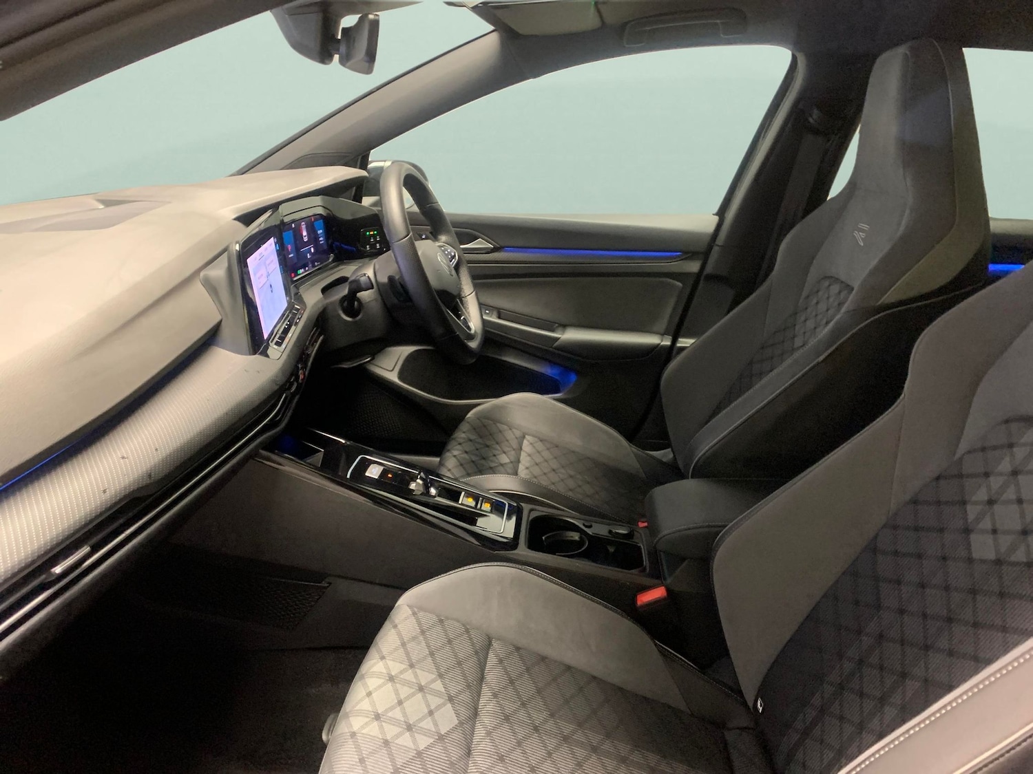 Used Volkswagen Golf 2023 for sale - 76240952: Photo 4