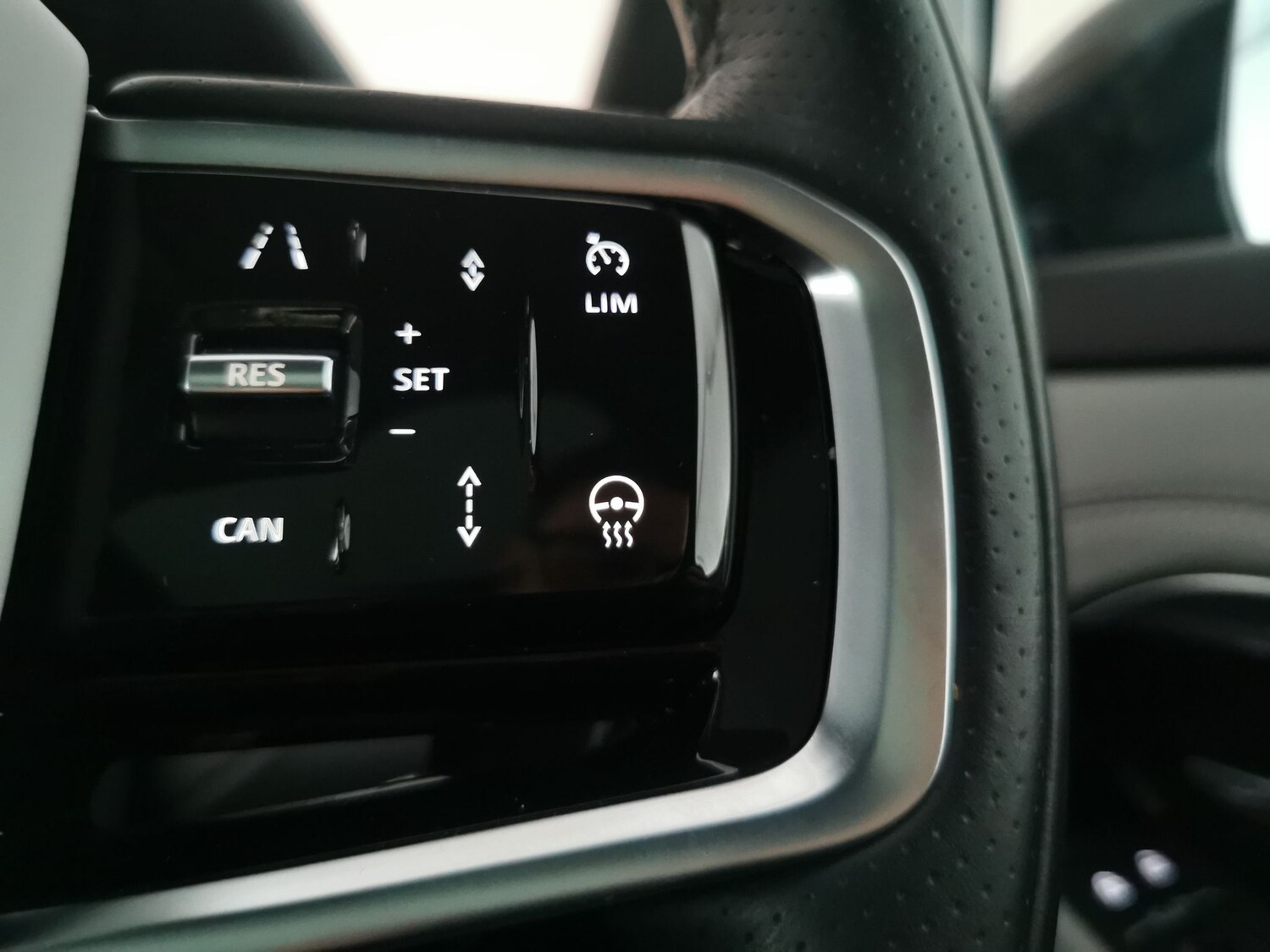 Used Land Rover Range Rover Evoque 2023 for sale - 77928271: Photo 25