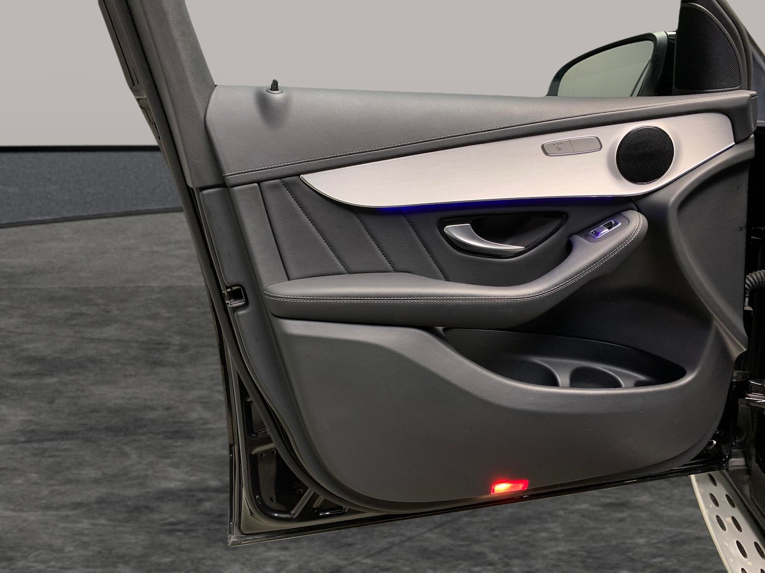 Used Mercedes-Benz GLC 2021 for sale - 76640871: Photo 31