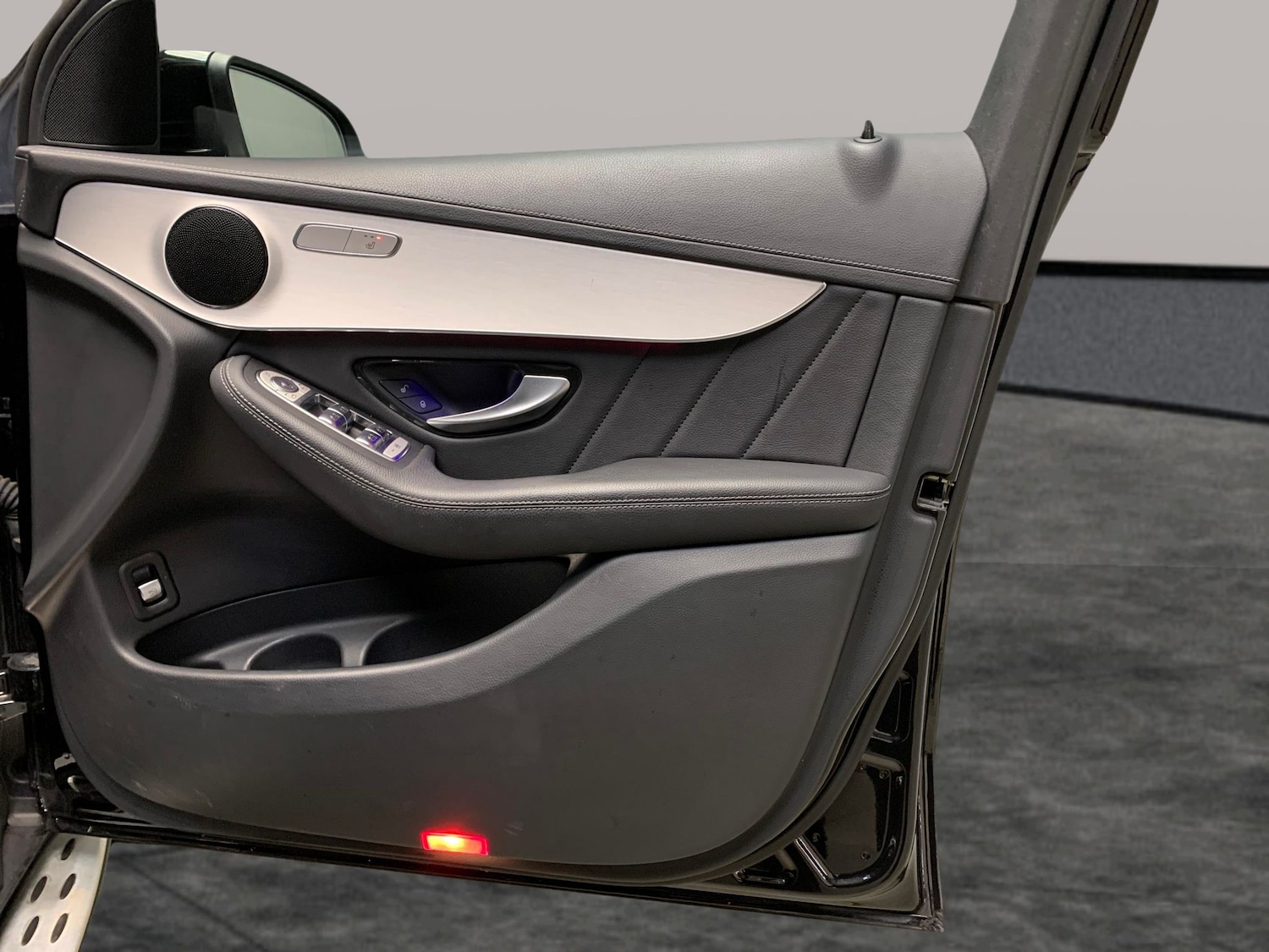 Used Mercedes-Benz GLC 2021 for sale - 76640871: Photo 34