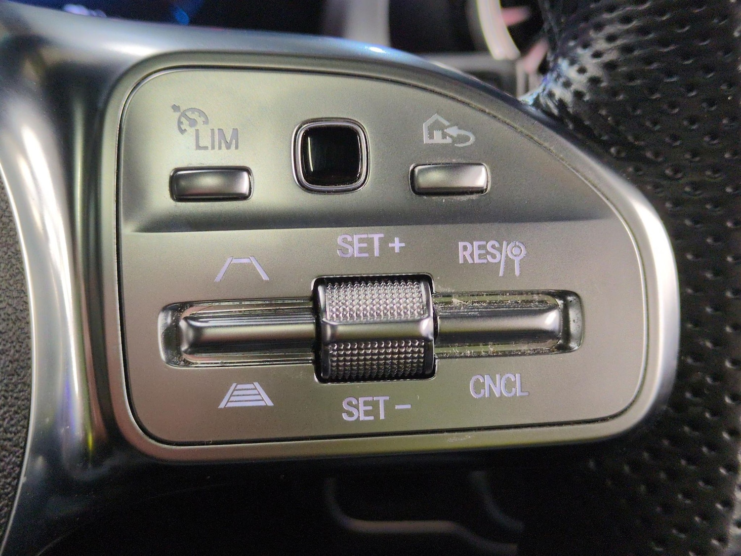 Used Mercedes-Benz CLA 2021 for sale - 76941156: Photo 25