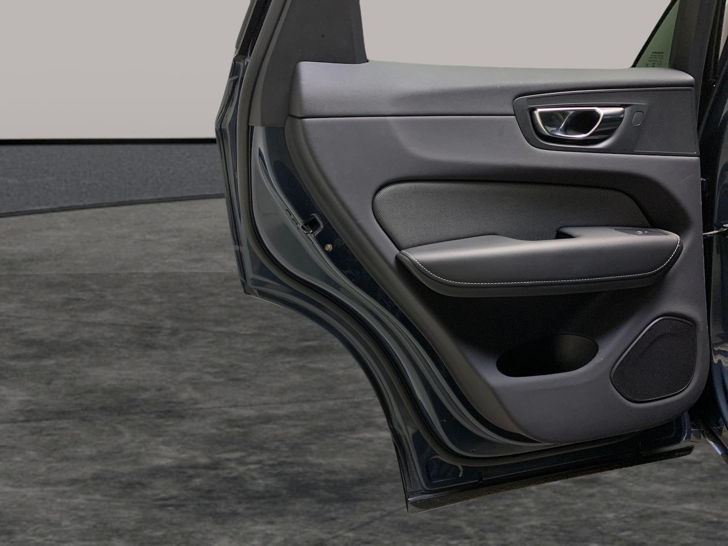 Used Volvo XC60 2021 for sale - 77460893: Photo 24