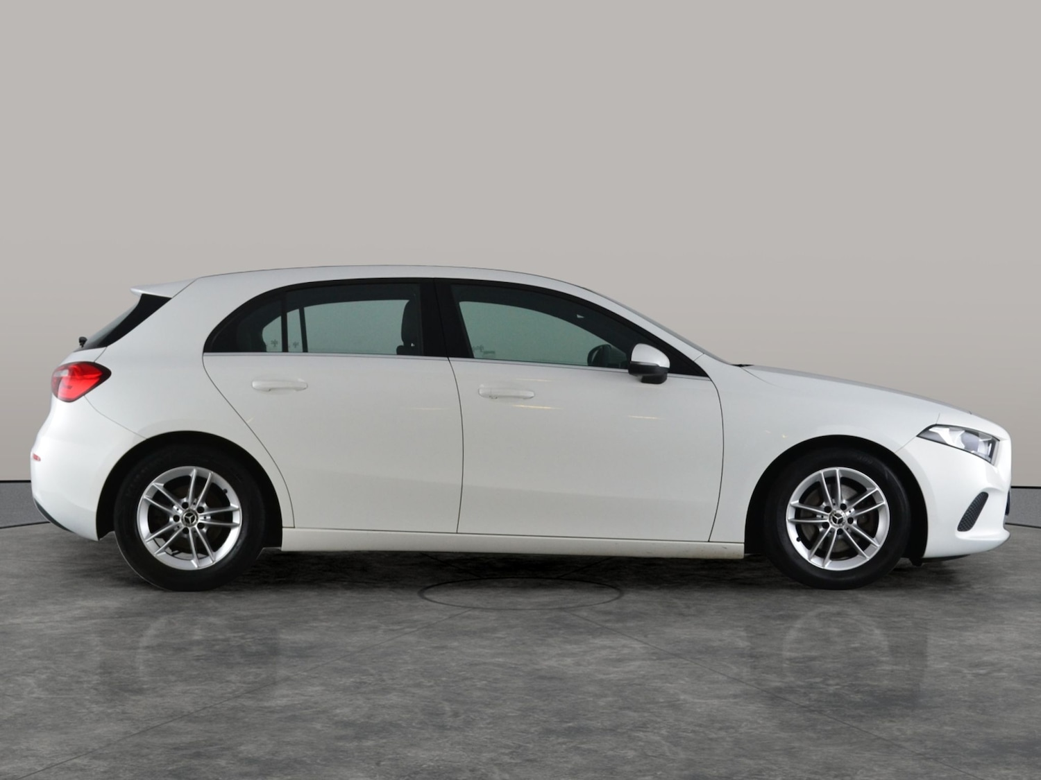 Used Mercedes-Benz A-Class 2019 for sale - 76757273: Photo 11