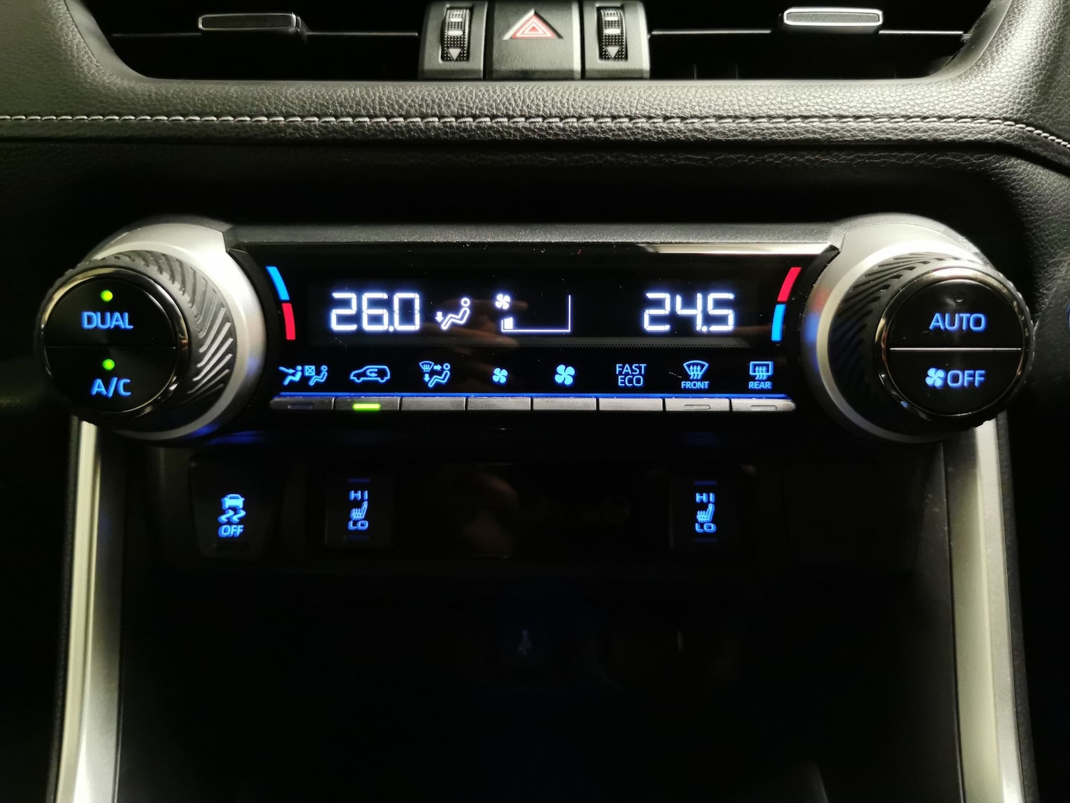 Used Toyota RAV4 2021 for sale - 76147103: Photo 23