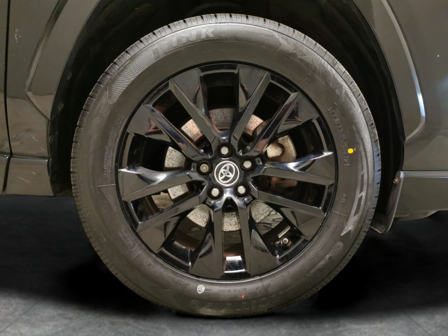 Used Toyota RAV4 2021 for sale - 76147103: Photo 32
