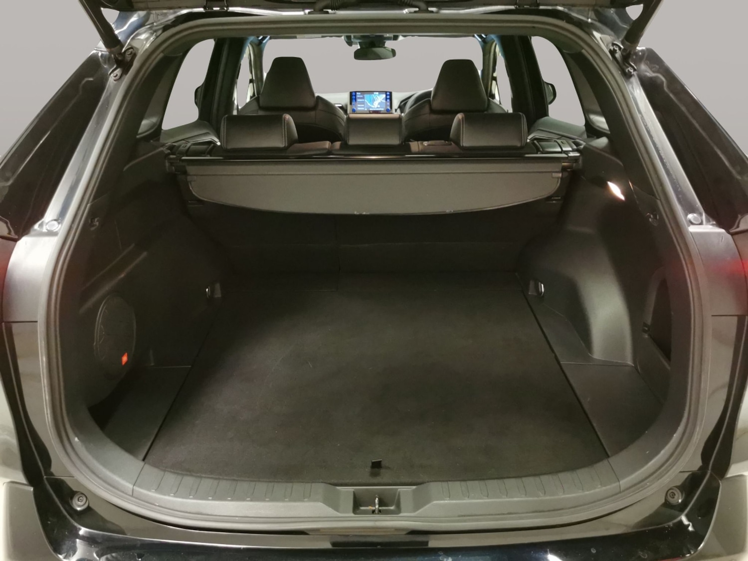 Used Toyota RAV4 2021 for sale - 76147103: Photo 43