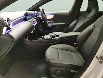 Used Mercedes-Benz CLA undefined for sale - 76725300: Photo