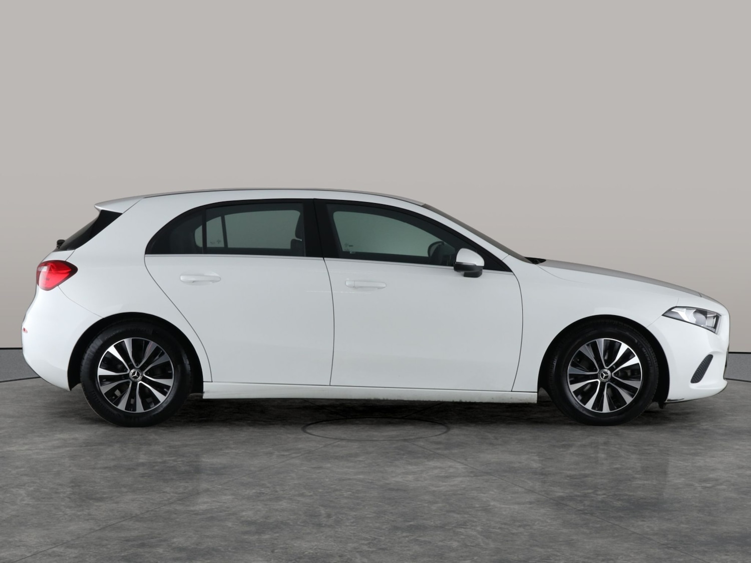 Used Mercedes-Benz A-Class 2021 for sale - 76390359: Photo 11