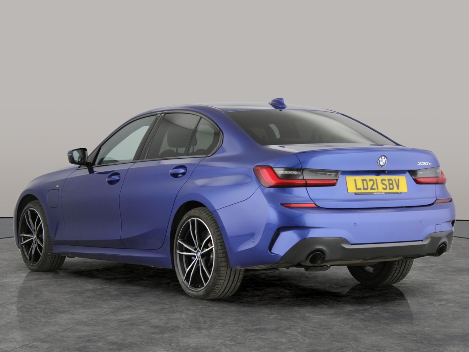 Used BMW 3 Series 2021 for sale - 76636322: Photo 11