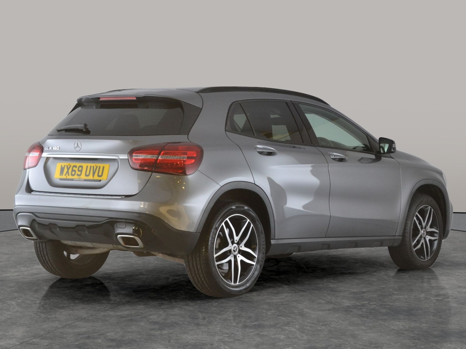 Used Mercedes-Benz GLA 2019 for sale - 76626096: Photo 9