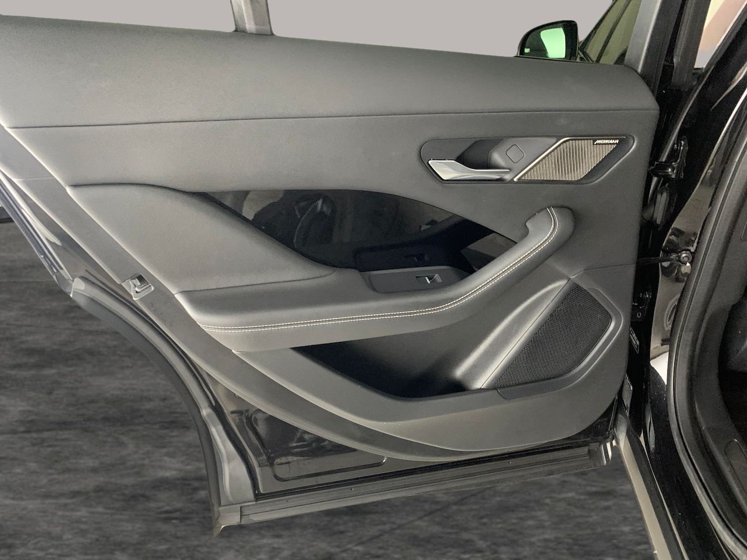 Used Jaguar I-Pace 2024 for sale - 77350938: Photo 39