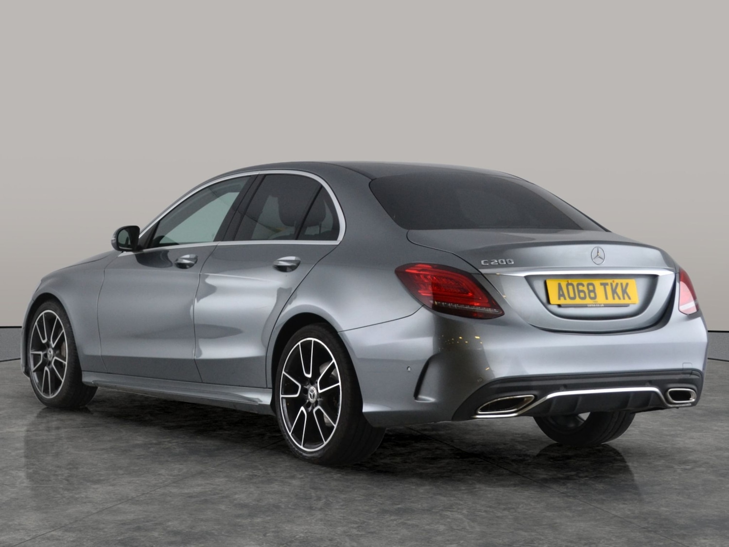 Used Mercedes-Benz C Class 2018 for sale - 77617455: Photo 8