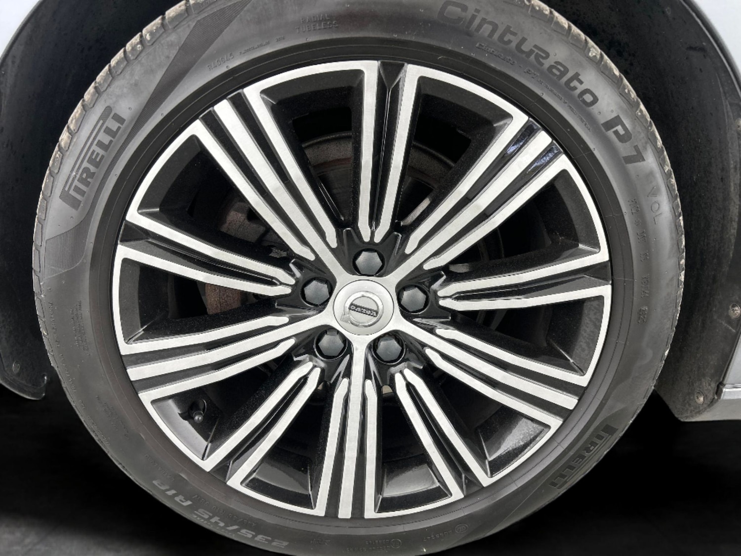 Used Volvo V60 2020 for sale - 76147132: Photo 13