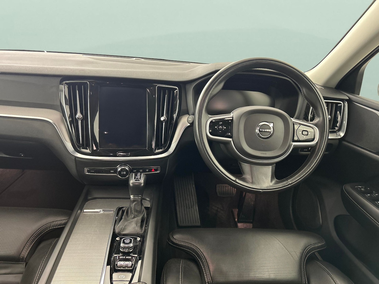 Used Volvo V60 2020 for sale - 76147132: Photo 35