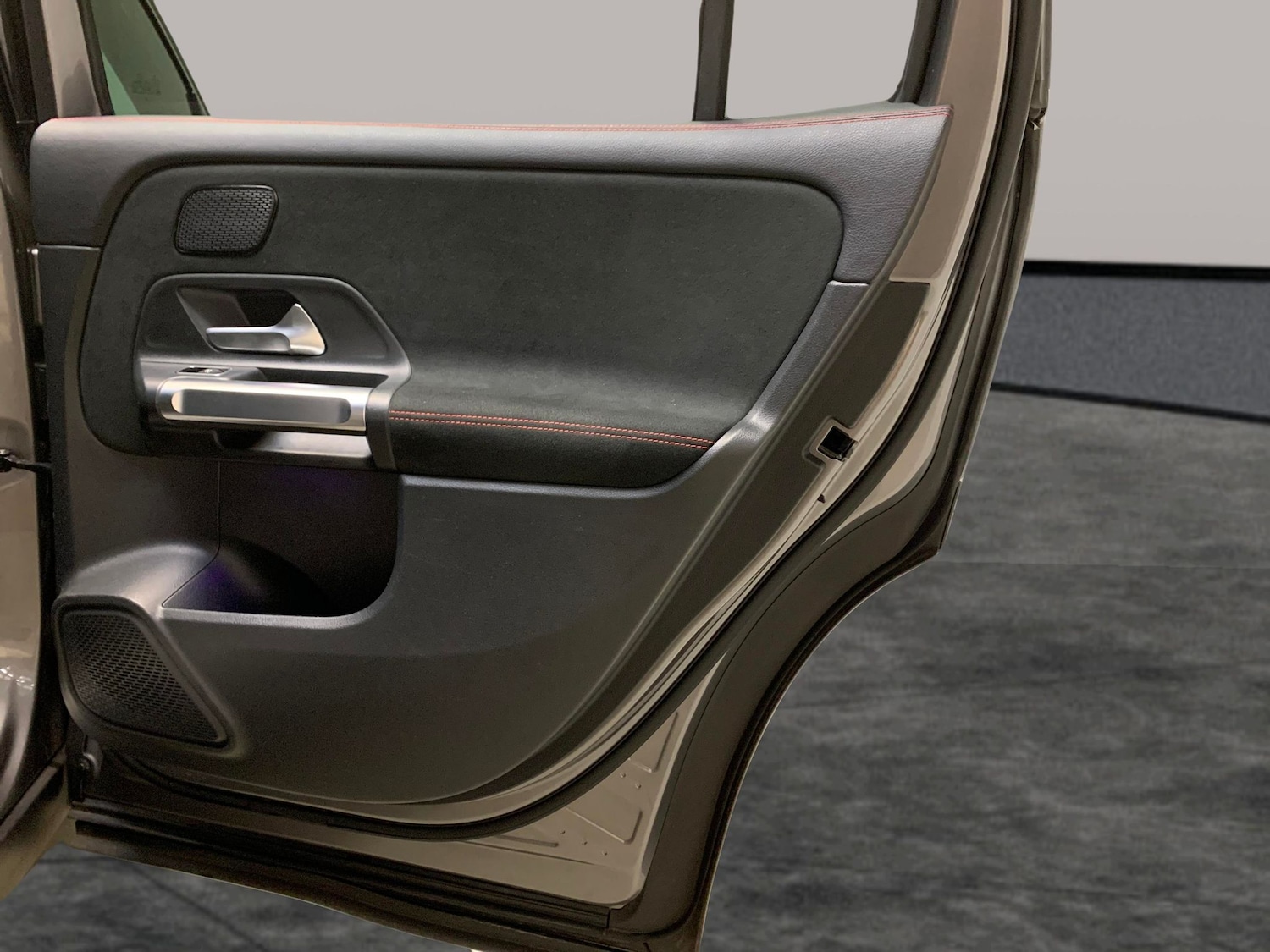 Used Mercedes-Benz GLB 2022 for sale - 76480136: Photo 31