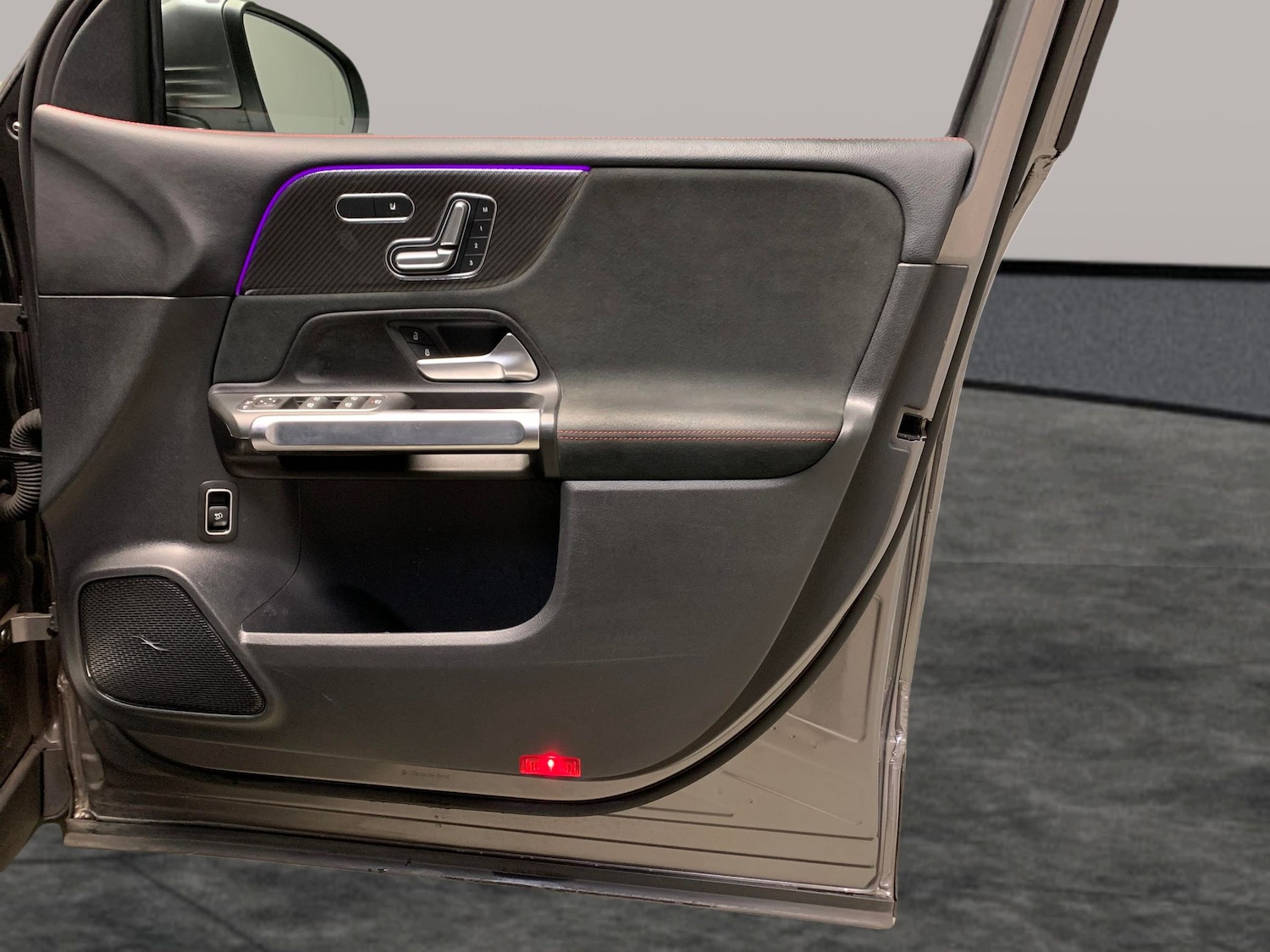 Used Mercedes-Benz GLB 2022 for sale - 76480136: Photo 32