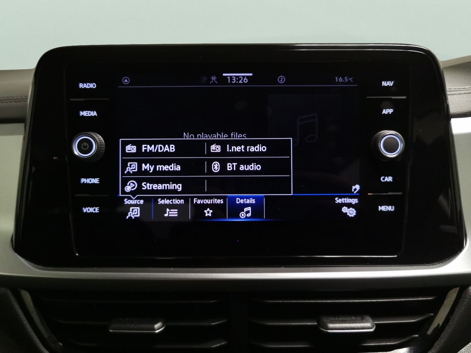 Used Volkswagen T-Roc 2022 for sale - 76580521: Photo 14