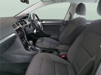 Used Volkswagen Golf 2020 for sale - 78224547: Photo