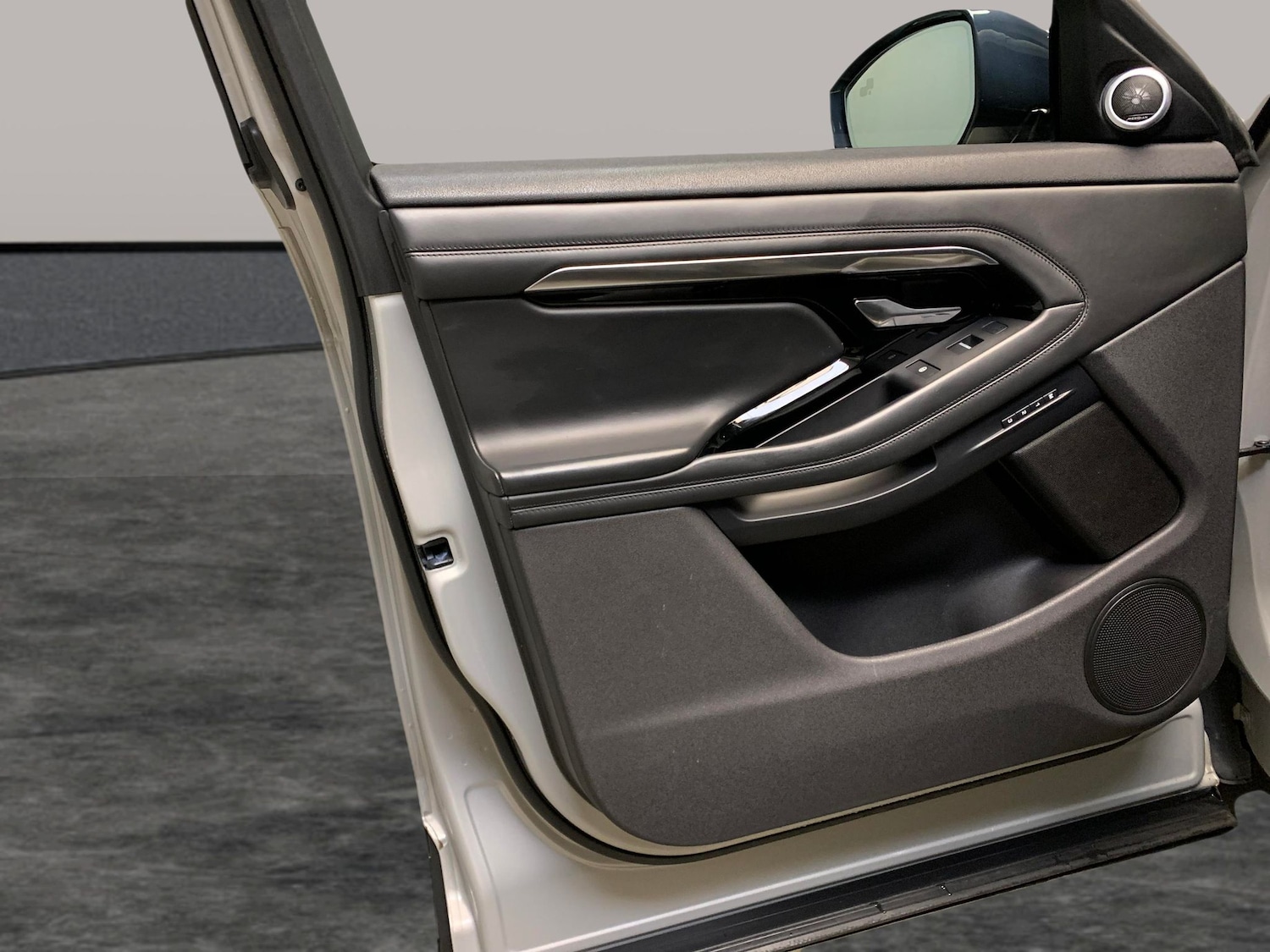 Used Land Rover Range Rover Evoque 2019 for sale - 76969491: Photo 28