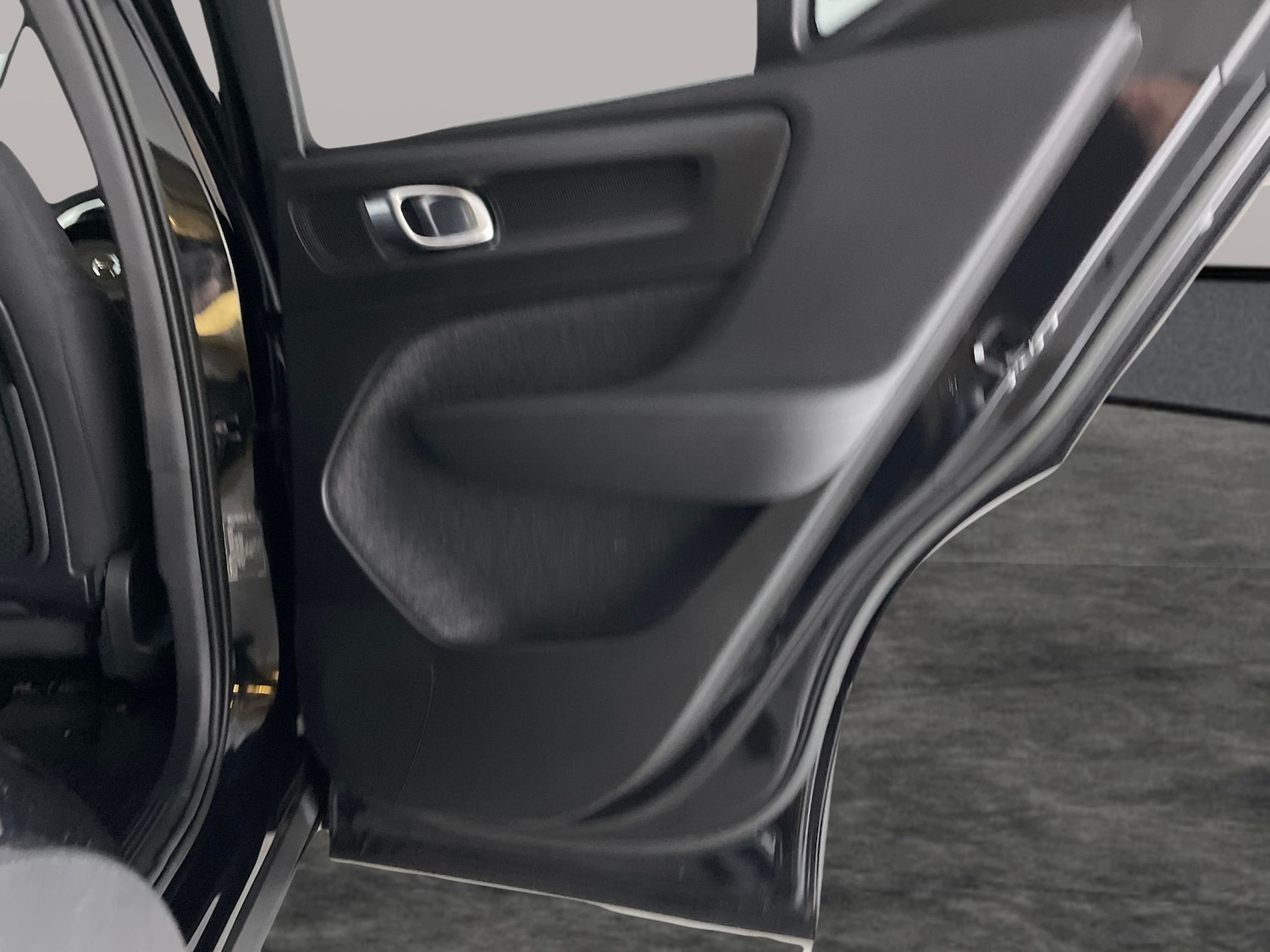 Used Volvo XC40 2022 for sale - 77208033: Photo 36