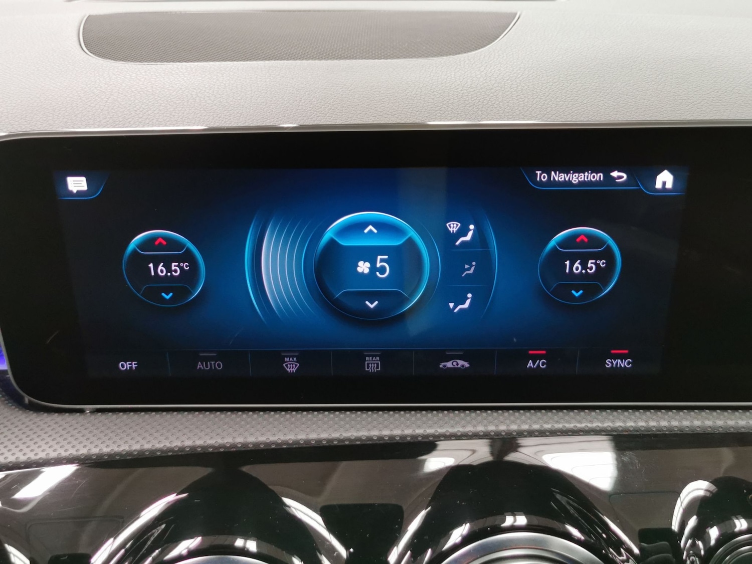 Used Mercedes-Benz A-Class 2018 for sale - 76588907: Photo 16