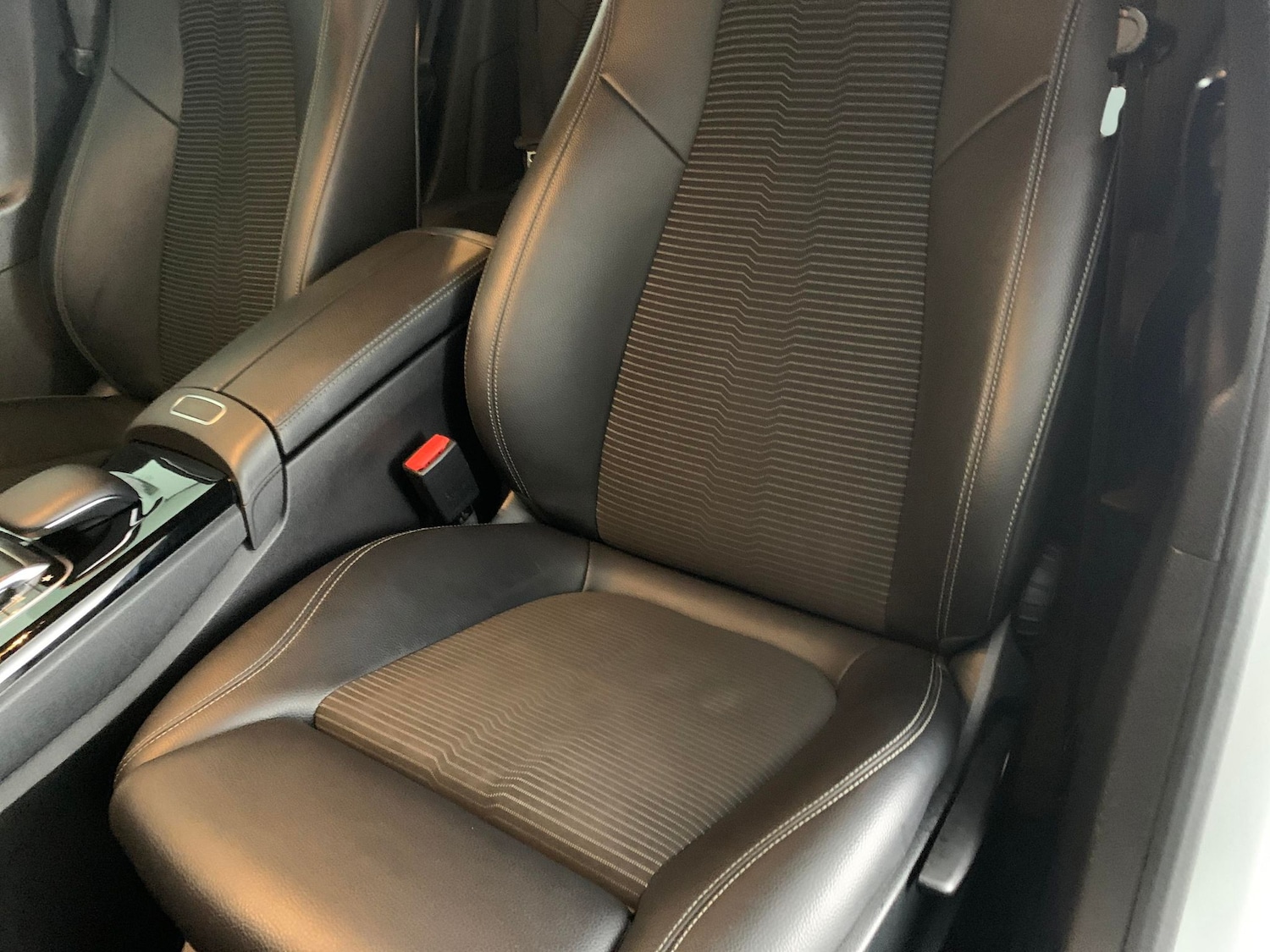 Used Mercedes-Benz A-Class 2018 for sale - 76588907: Photo 25