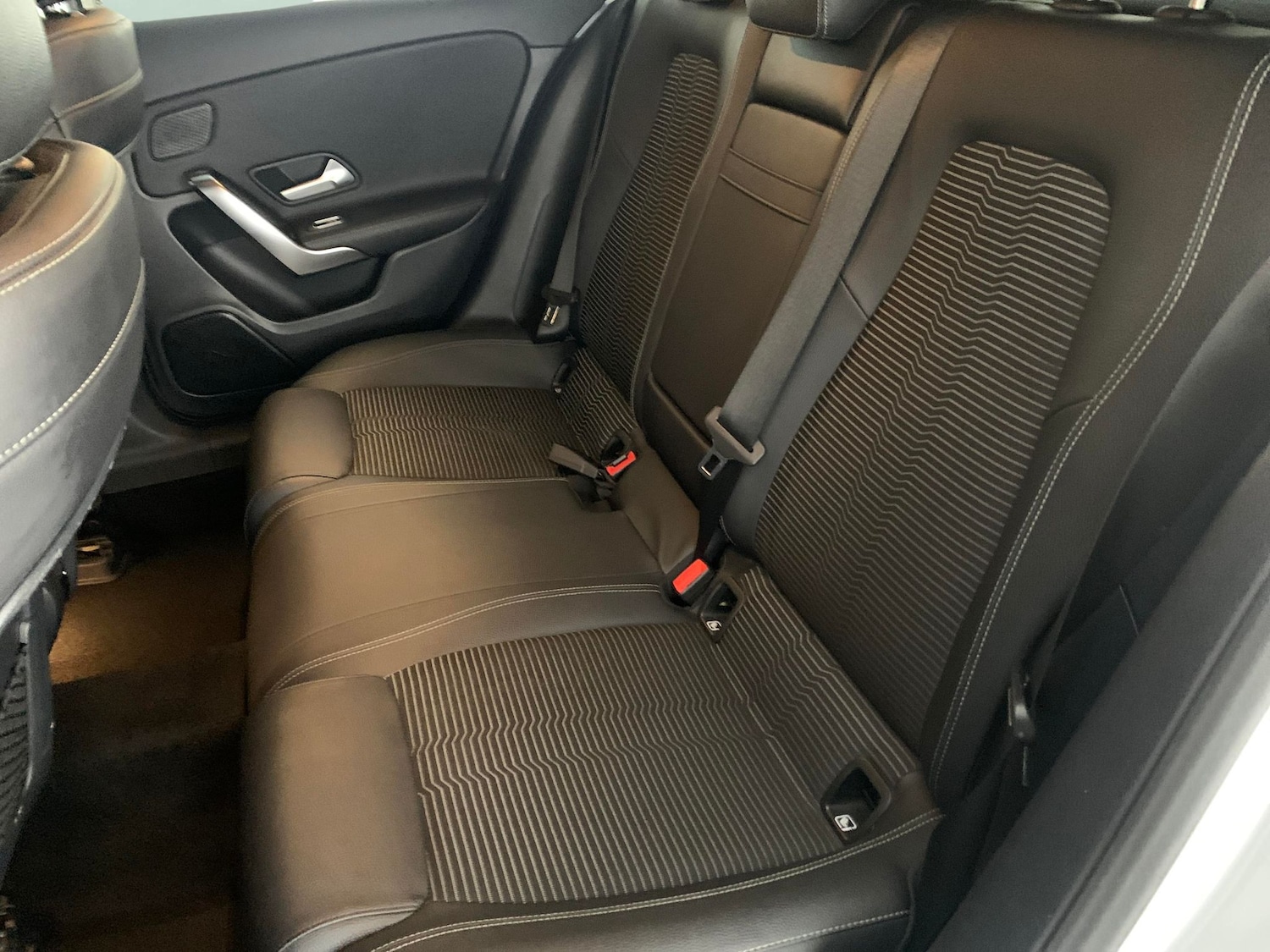 Used Mercedes-Benz A-Class 2018 for sale - 76588907: Photo 33