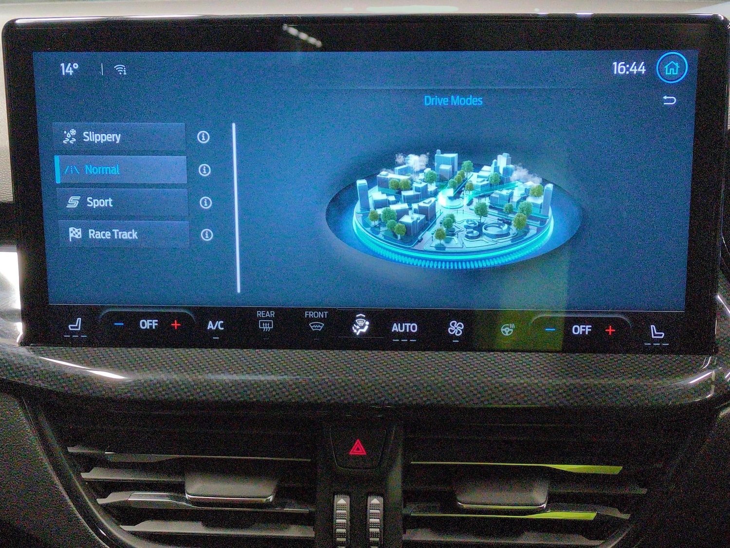 Used Ford Focus 2023 for sale - 76450085: Photo 20