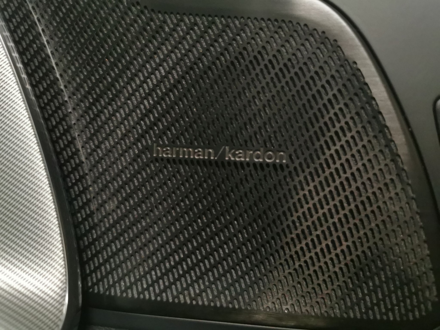 Used Volvo XC60 2023 for sale - 76931888: Photo 5