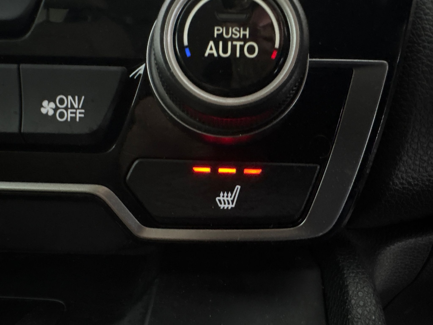 Used Honda CR-V 2019 for sale - 77010762: Photo 20