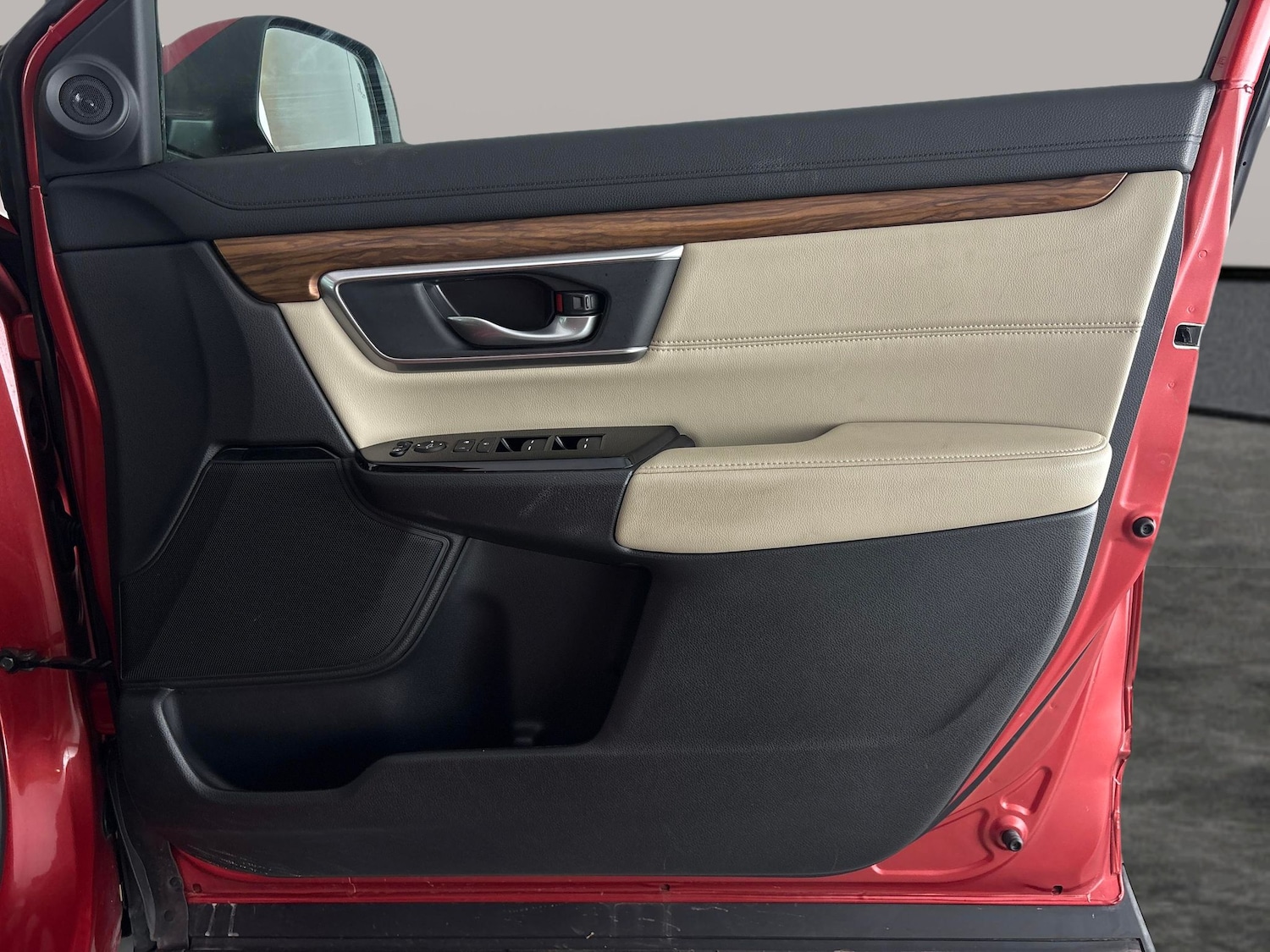 Used Honda CR-V 2019 for sale - 77010762: Photo 32