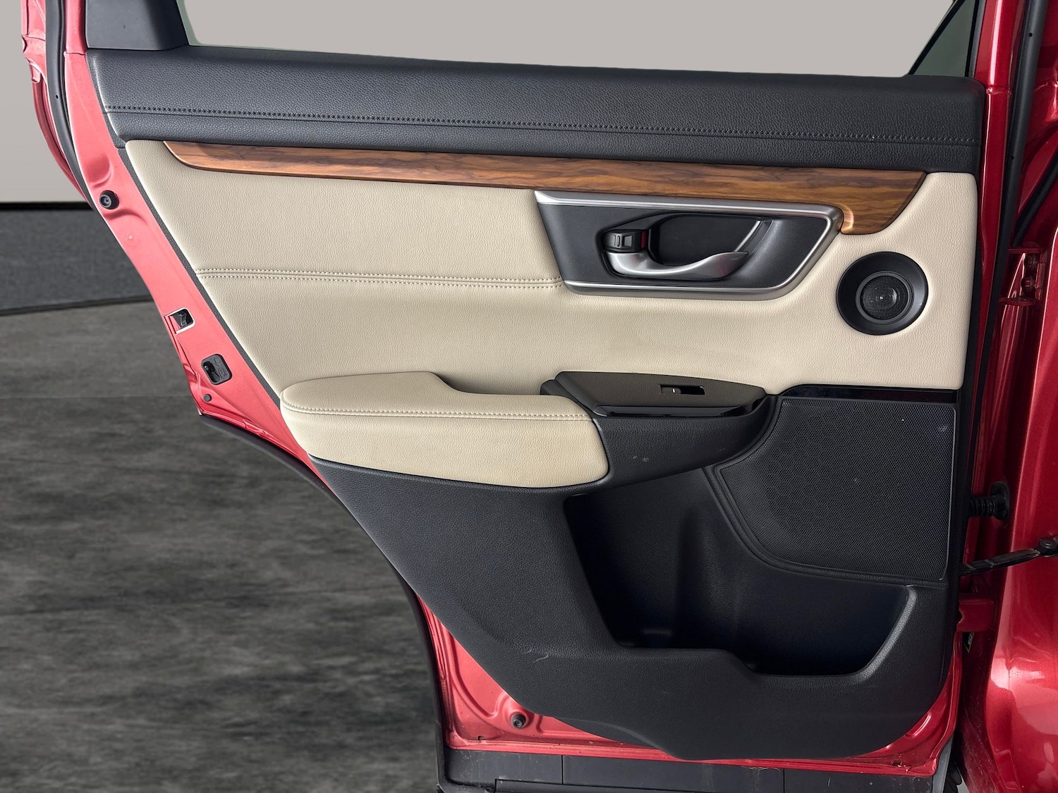 Used Honda CR-V 2019 for sale - 77010762: Photo 33