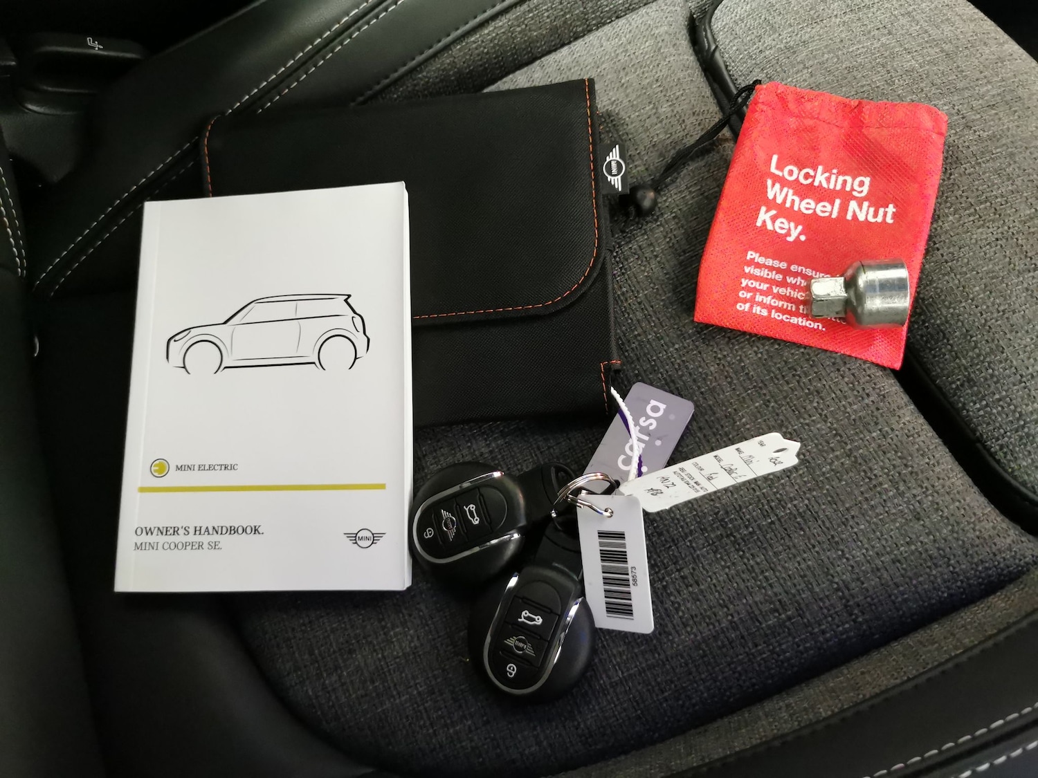 Used MINI Electric Hatch 2022 for sale - 76703987: Photo 30