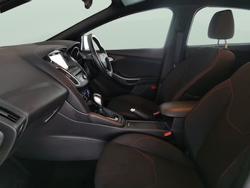 Used Ford Focus 2017 for sale - 76545114: Photo