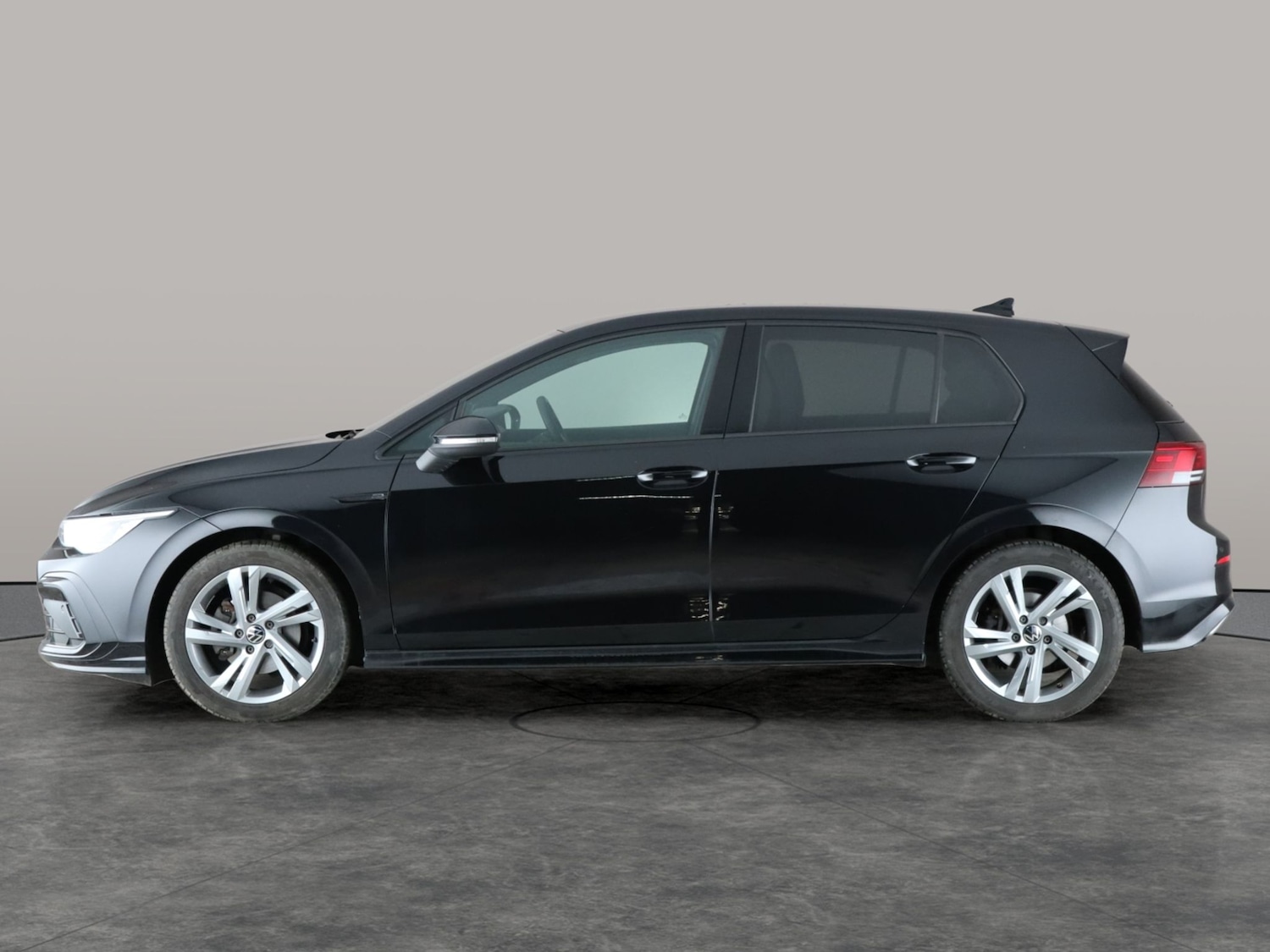 Used Volkswagen Golf 2023 for sale - 76851504: Photo 12