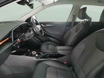Used Kia Niro 2022 for sale - 76542561: Photo