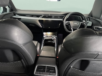 Used Audi e-tron 2022 for sale - 79252691: Photo