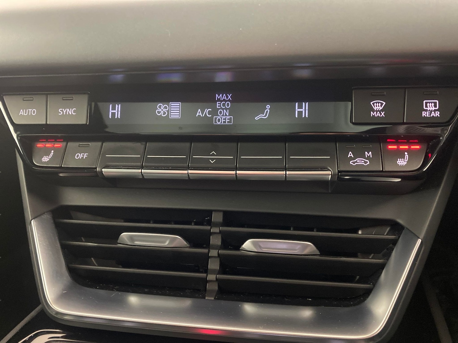 Used Audi e-tron GT 2022 for sale - 77136732: Photo 18