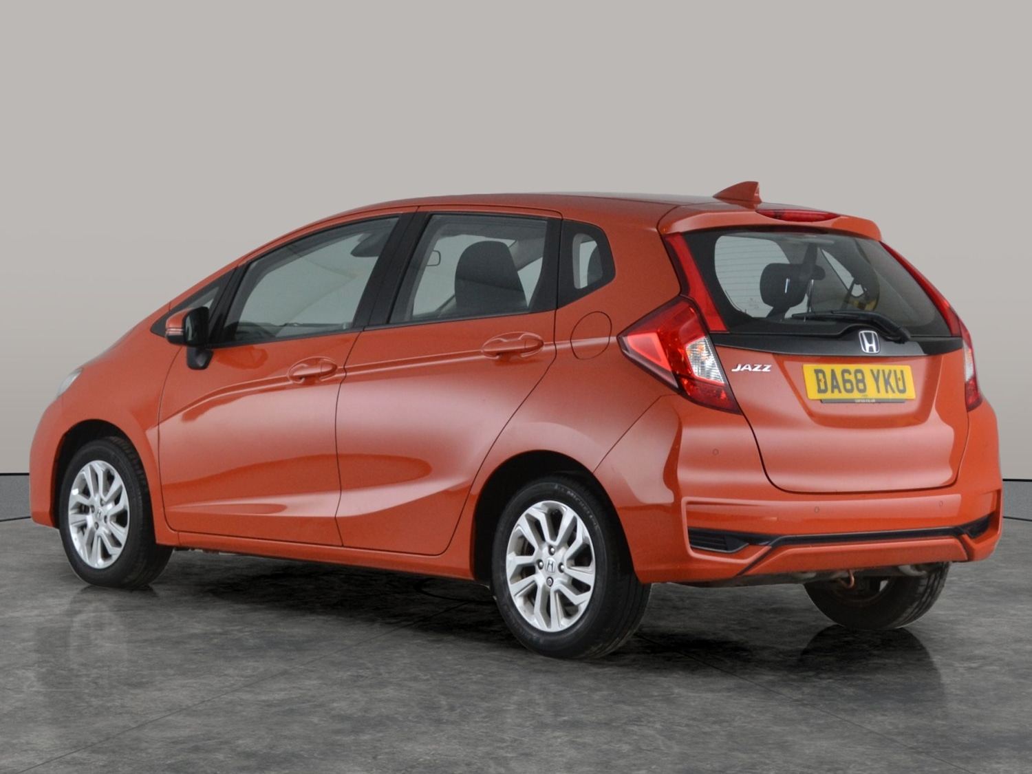 Used Honda Jazz 2018 for sale - 77460912: Photo 7