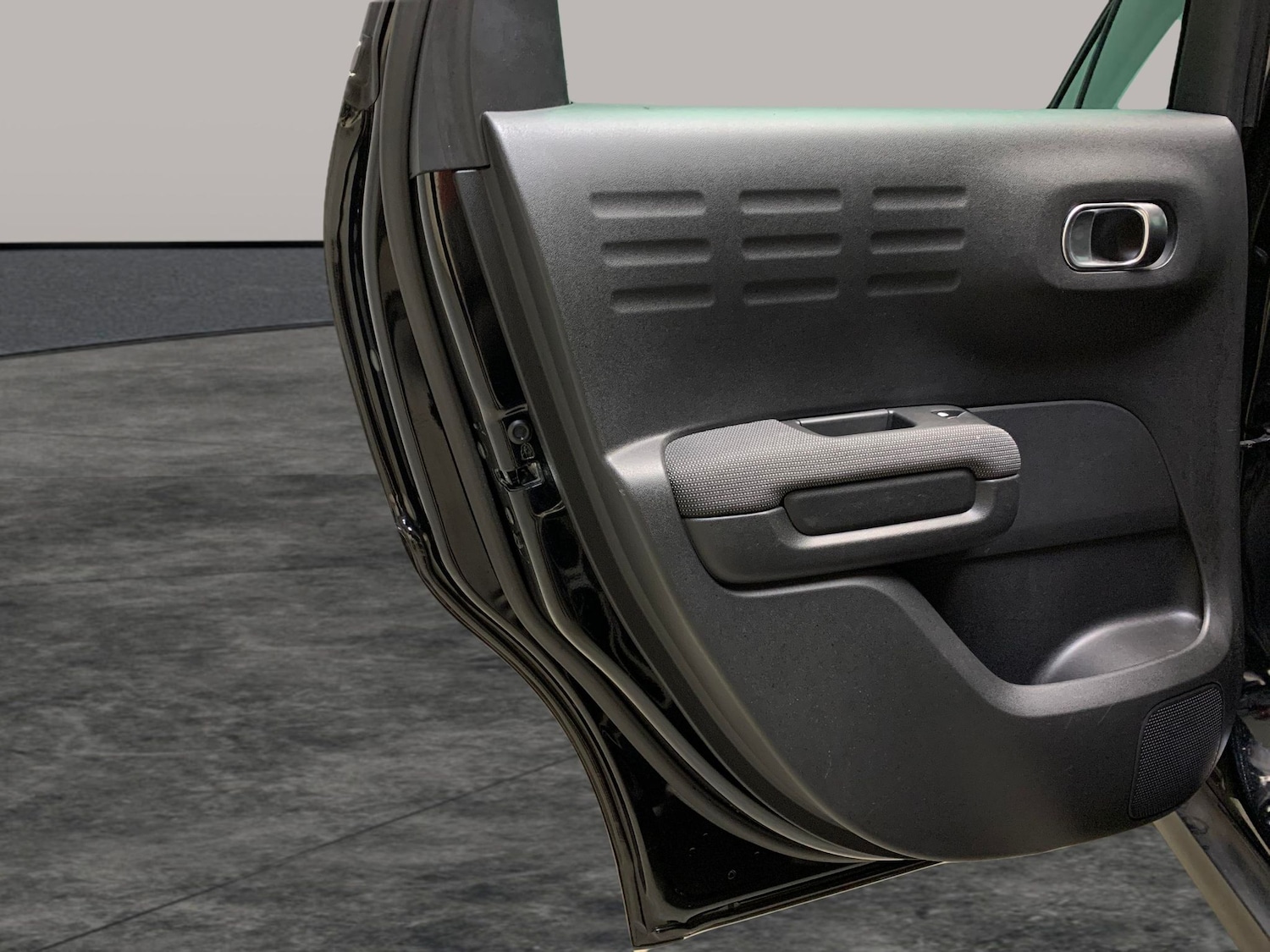 Vehicle 35