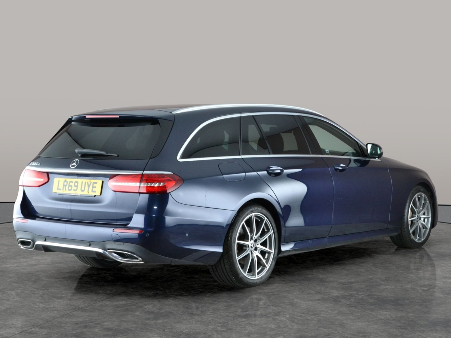 Used Mercedes-Benz E Class 2019 for sale - 77094414: Photo 11